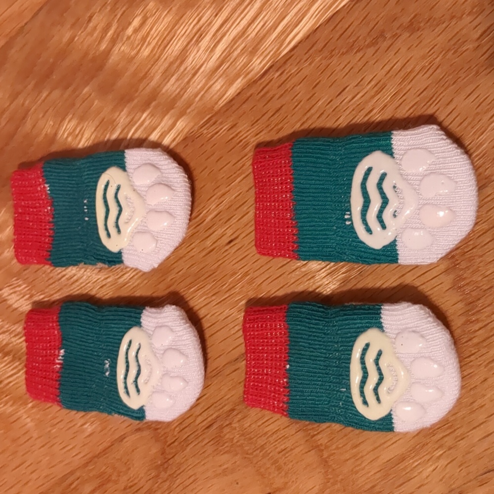Cat Sweater And Reindeer Socks Bundle - Picture 3 of 6
